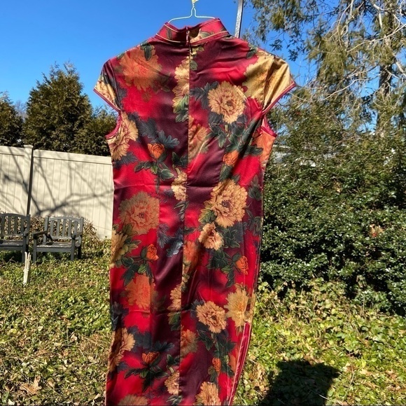 Nwt Asian Beauty In Silk. Honey Chrysanthemums Float In Ruby Red Wine. Gorgeous! - Picture 4 of 12